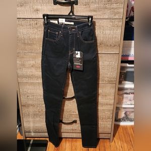 Levis high rise skinny